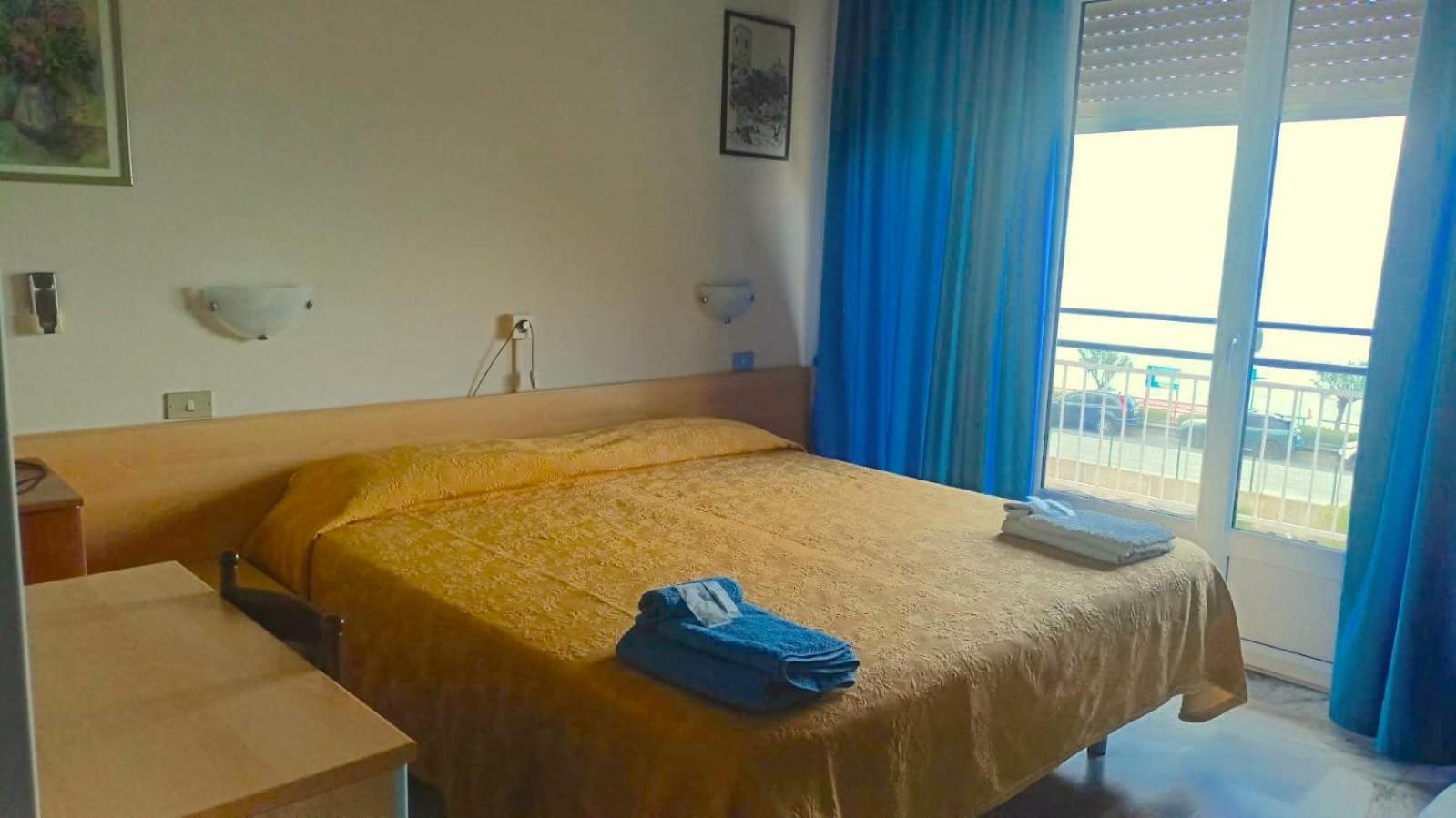 نولي B&B Solana المظهر الخارجي الصورة