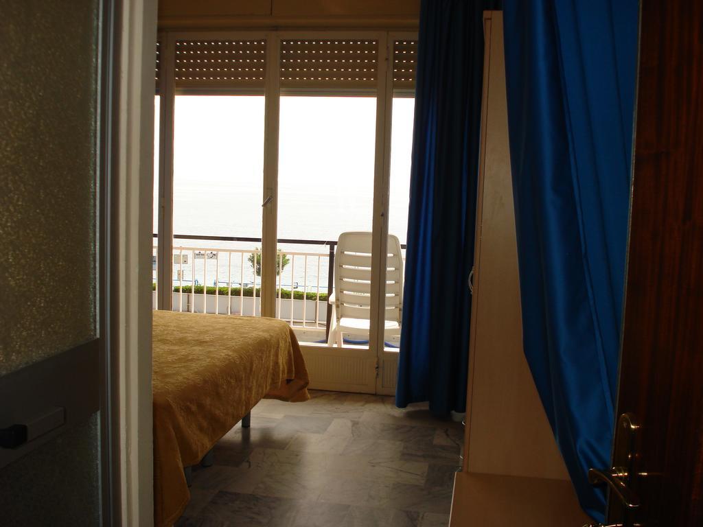 نولي B&B Solana المظهر الخارجي الصورة